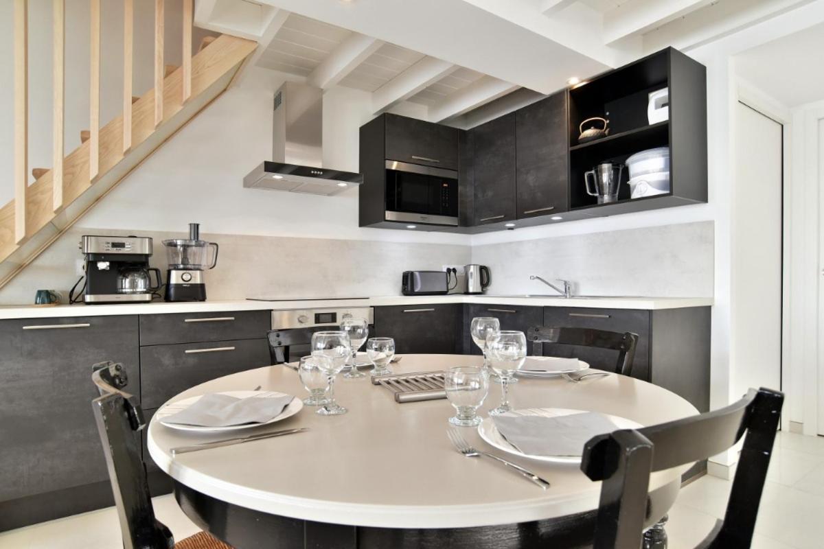 Lostra 2 - Avec Mezzanine, Front De A Sur Le Port De La Houle Cancale